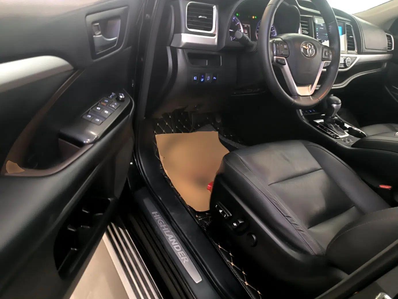 Toyota Highlander 2018 2.0T Four-Wheel Drive Luxury Edition 7 Seats China V Emission Standard — миниатюра 18