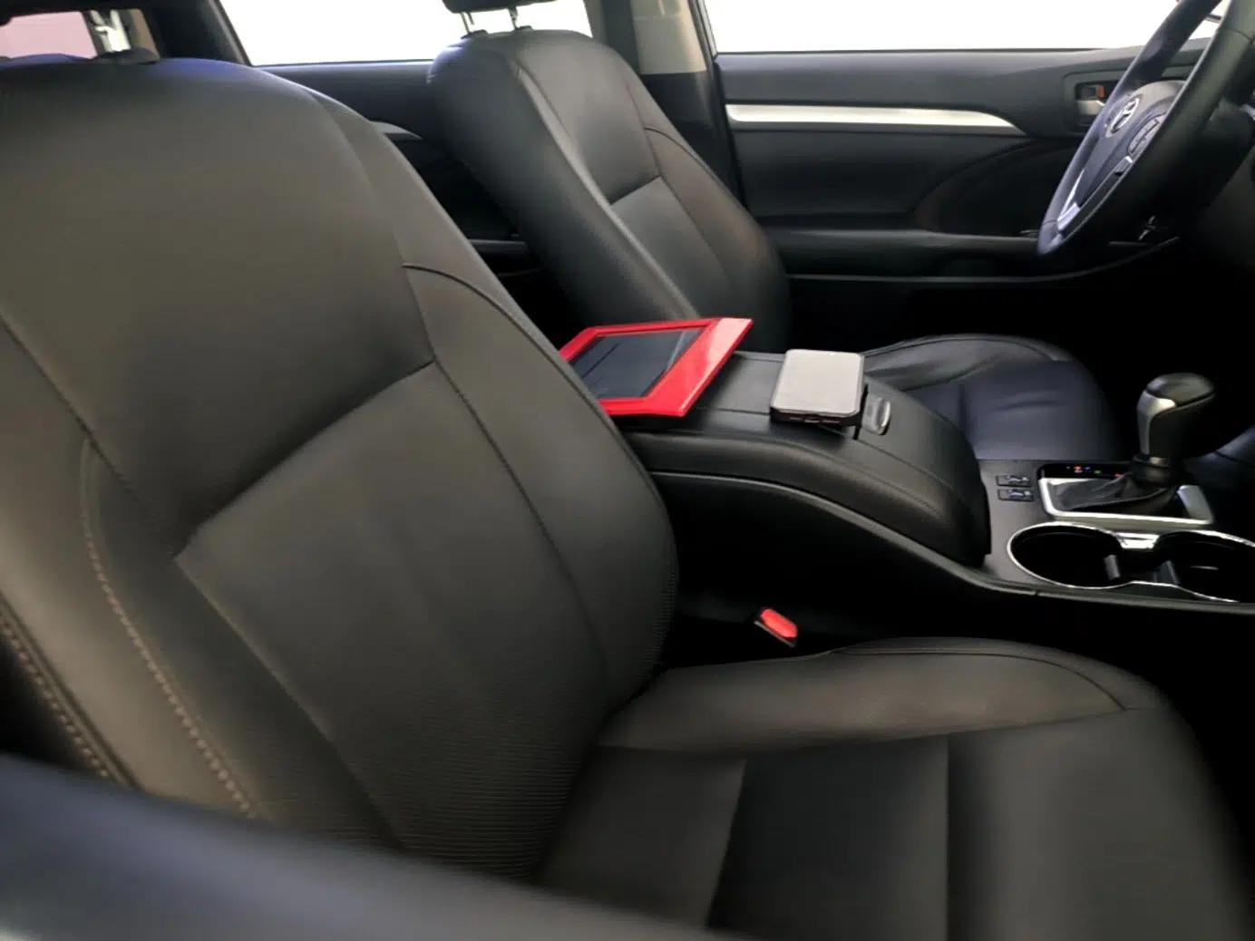 Toyota Highlander 2018 2.0T Four-Wheel Drive Luxury Edition 7 Seats China V Emission Standard — миниатюра 19