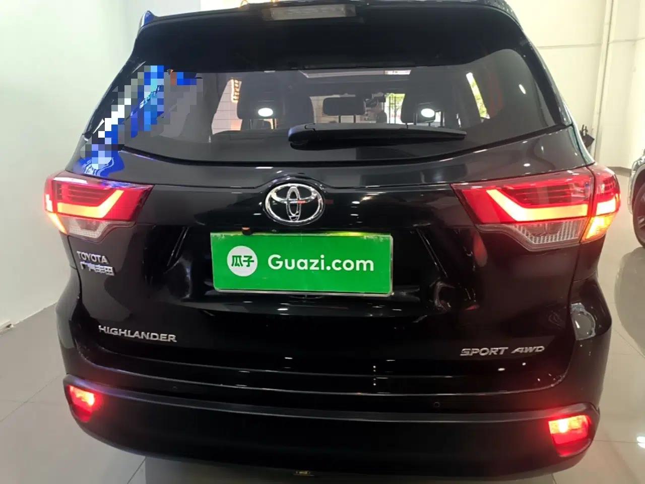 Toyota Highlander 2018 2.0T Four-Wheel Drive Luxury Edition 7 Seats China V Emission Standard — миниатюра 5