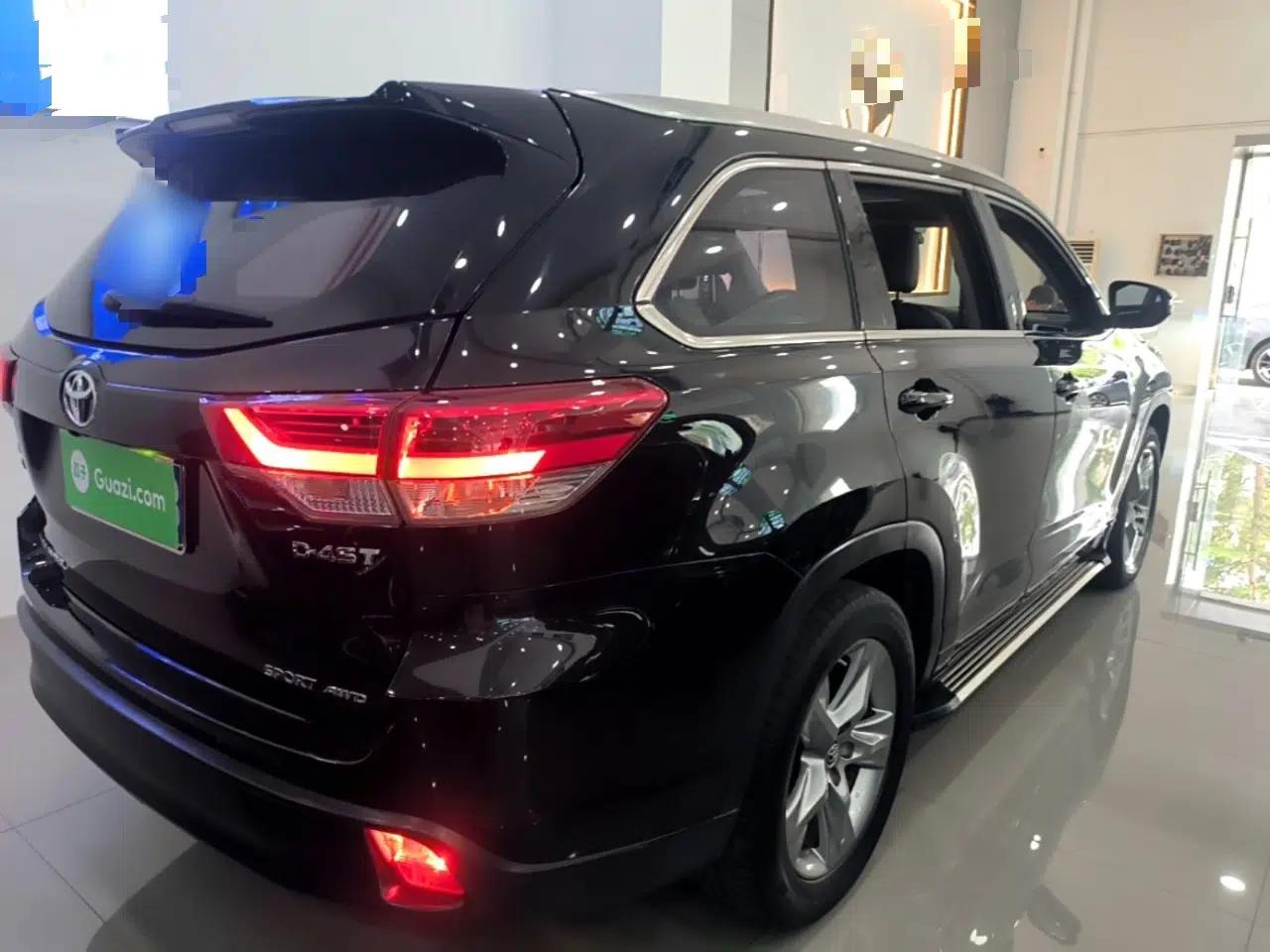 Toyota Highlander 2018 2.0T Four-Wheel Drive Luxury Edition 7 Seats China V Emission Standard — миниатюра 6