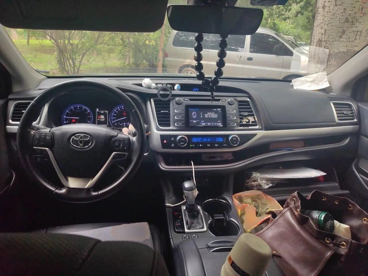 Toyota Highlander 2018 2.0T Four-Wheel Drive Luxury Edition 7 Seats China V Emission Standard — миниатюра 9