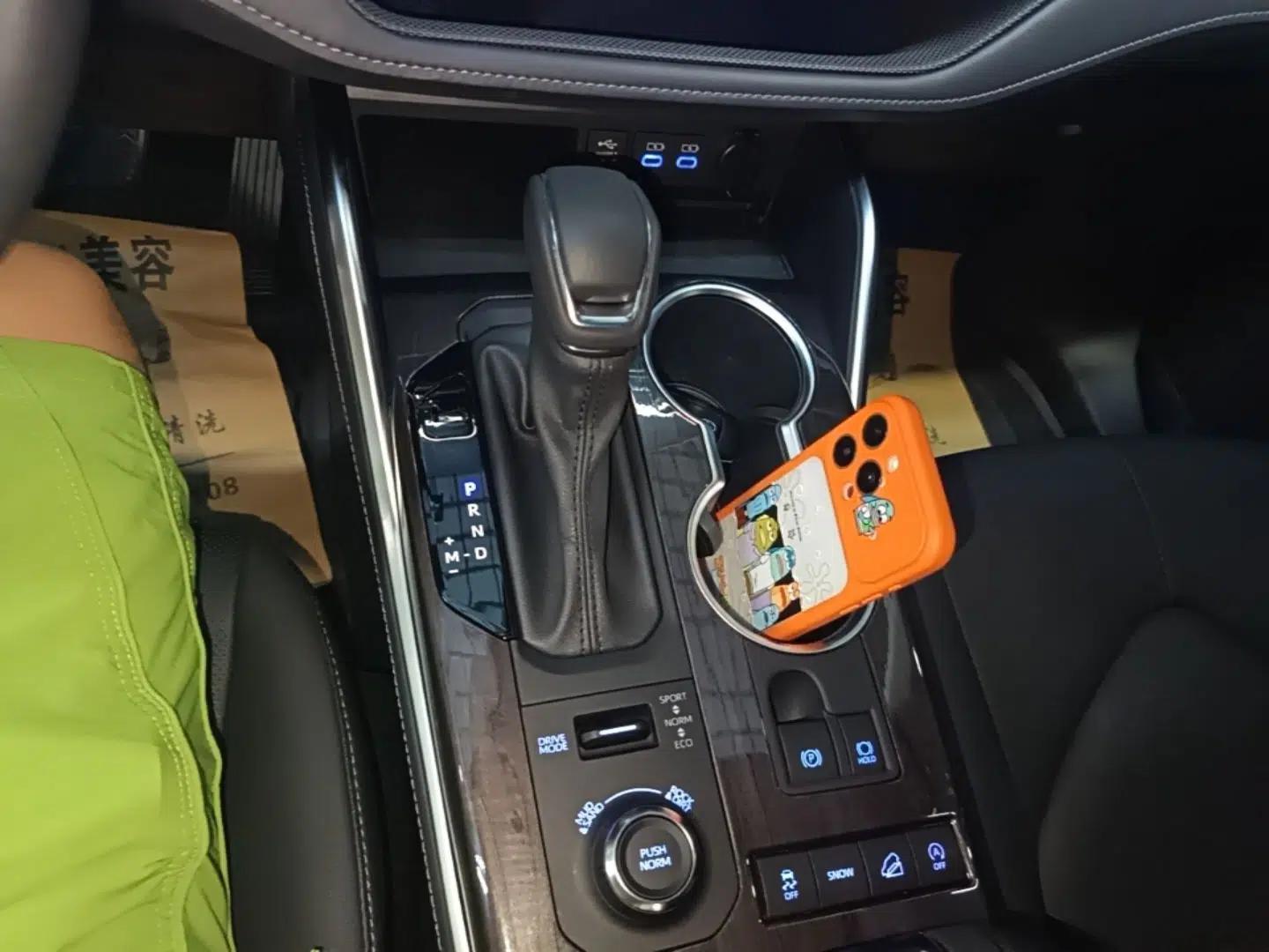 Toyota Highlander 2022 380T Four-Wheel Drive Ultimate 7-Seater — миниатюра 16