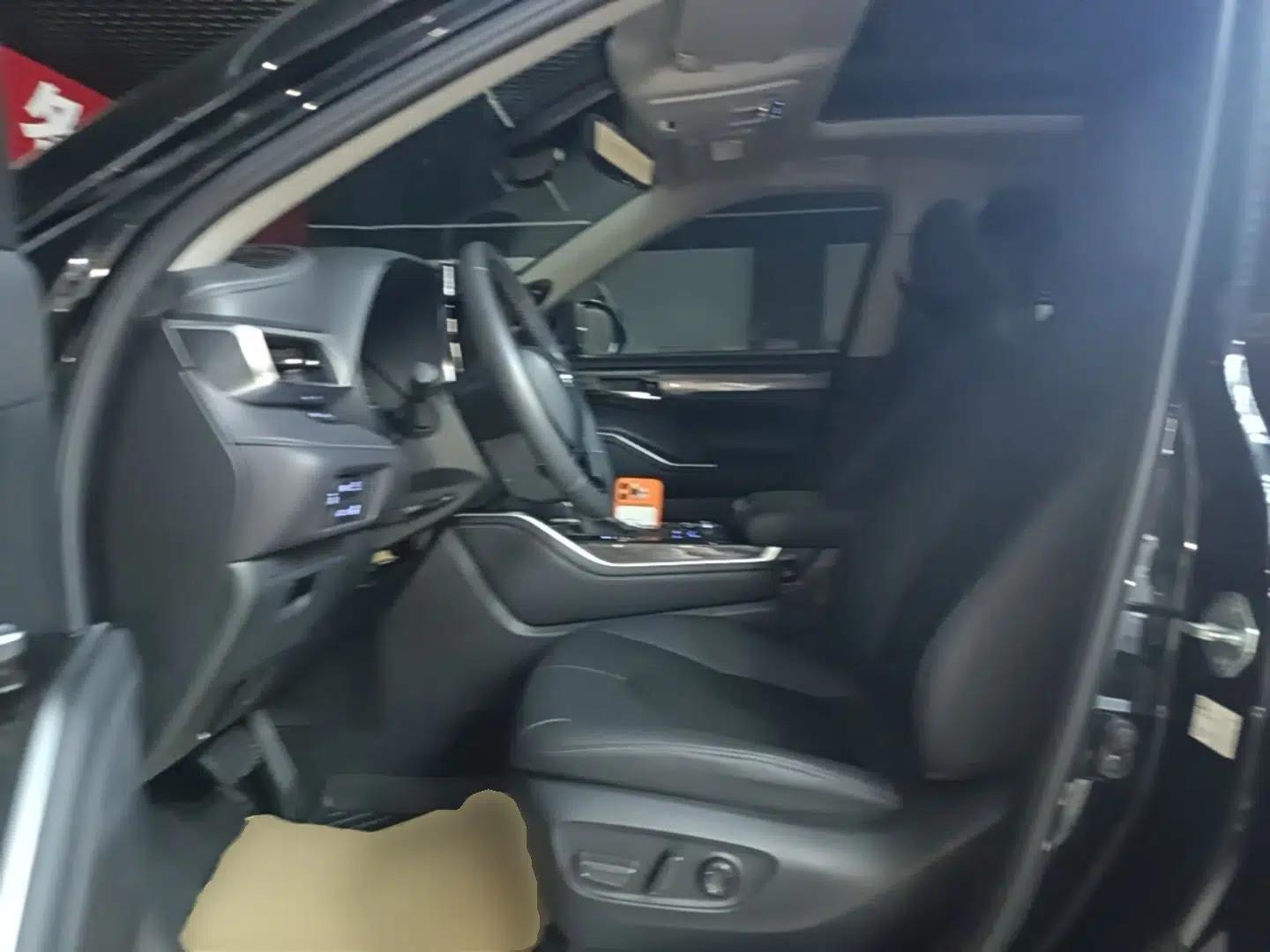 Toyota Highlander 2022 380T Four-Wheel Drive Ultimate 7-Seater — миниатюра 17