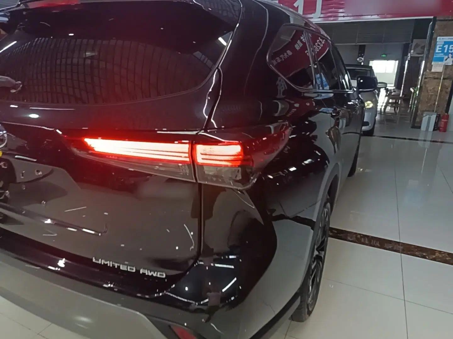 Toyota Highlander 2022 380T Four-Wheel Drive Ultimate 7-Seater — миниатюра 9