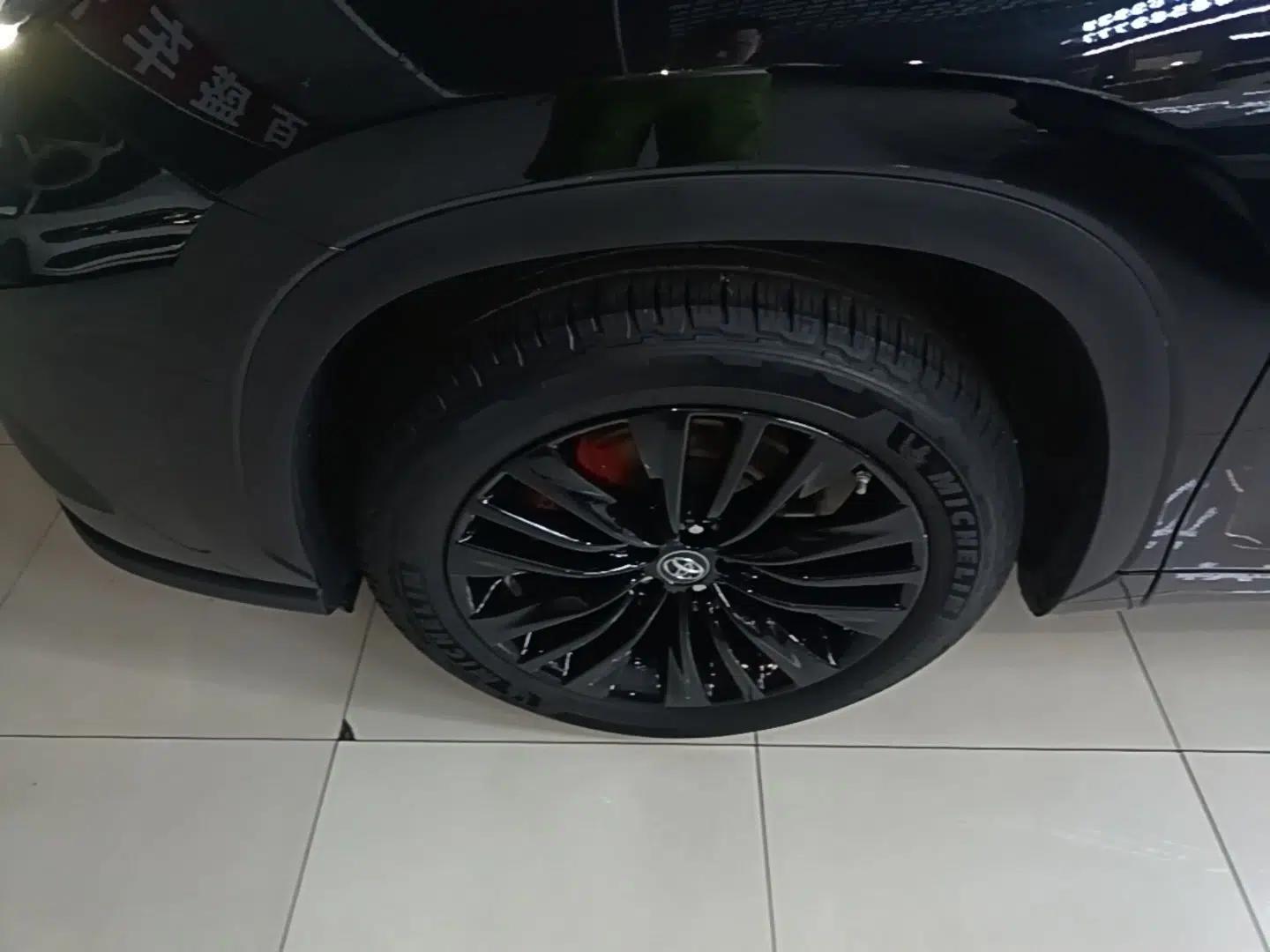 Toyota Highlander 2022 380T Four-Wheel Drive Ultimate 7-Seater — миниатюра 10