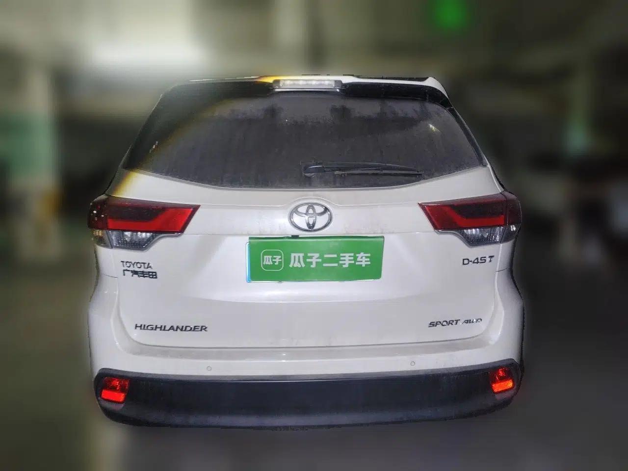 Toyota Highlander 2018 2.0T Four-Wheel Drive Luxury Edition 7 Seats China V Emission Standard — миниатюра 5