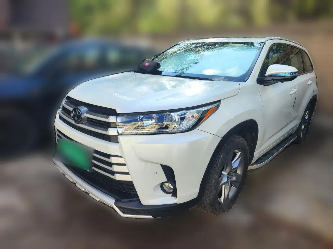 Toyota Highlander 2018 2.0T Four-Wheel Drive Luxury Version 7 Seats China VI Standard — миниатюра 1