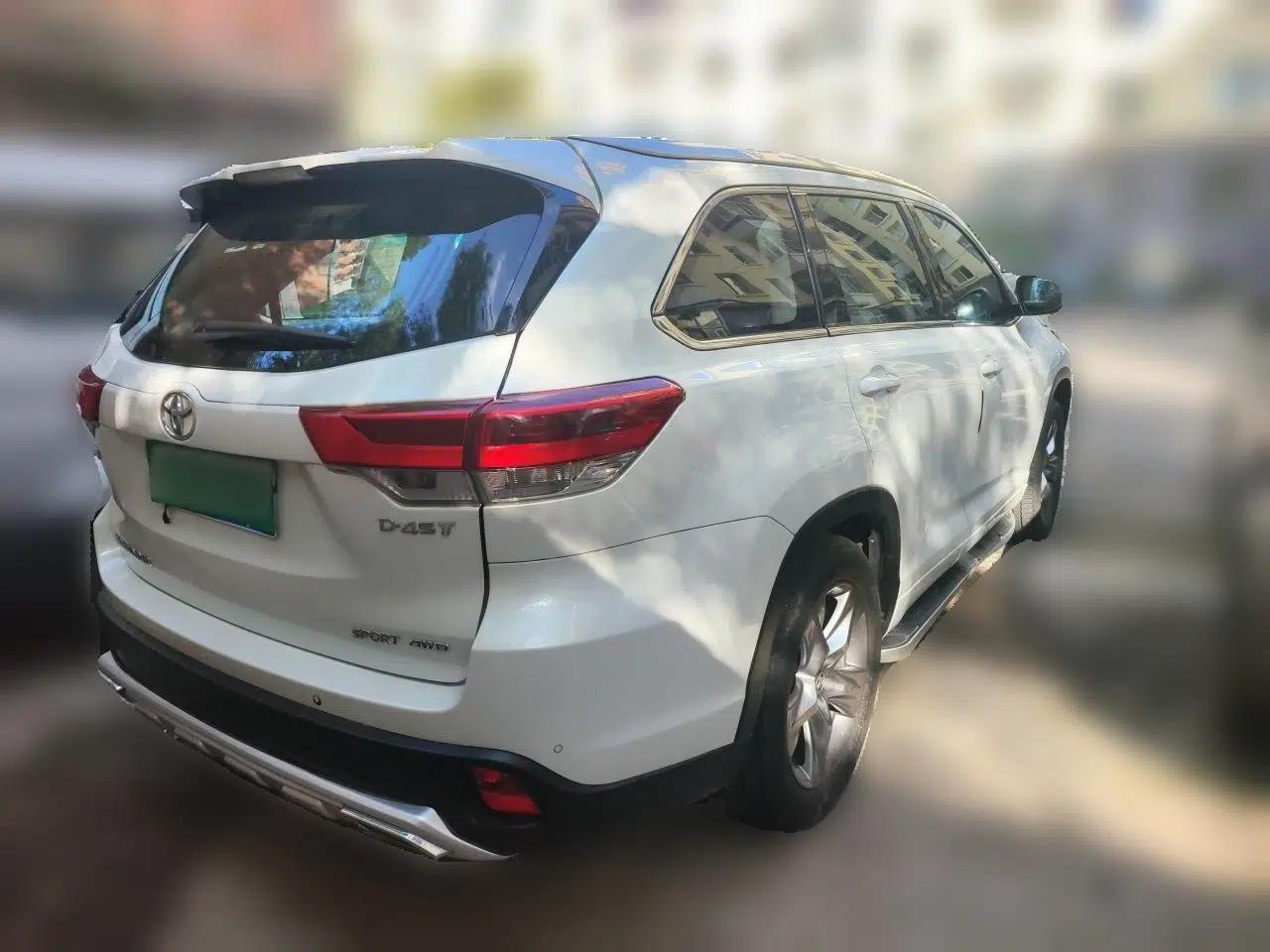 Toyota Highlander 2018 2.0T Four-Wheel Drive Luxury Version 7 Seats China VI Standard — миниатюра 6