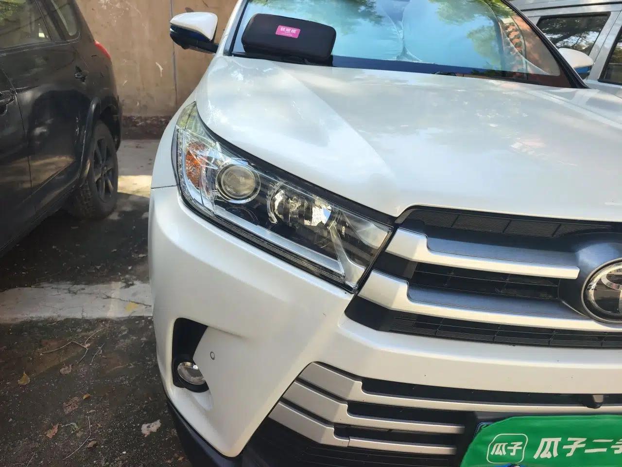 Toyota Highlander 2018 2.0T Four-Wheel Drive Luxury Version 7 Seats China VI Standard — миниатюра 7