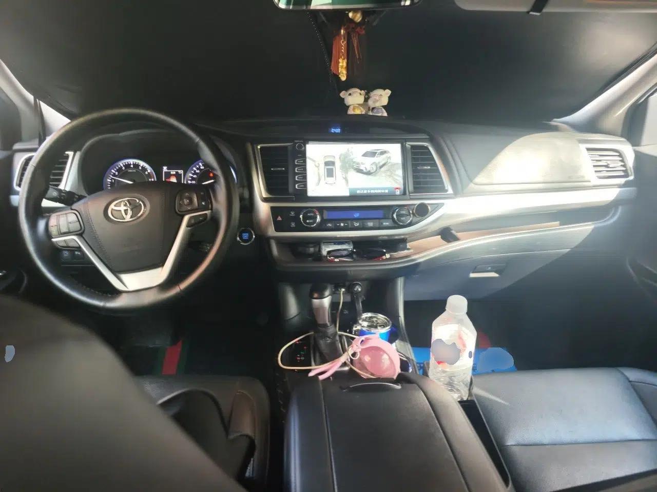 Toyota Highlander 2018 2.0T Four-Wheel Drive Luxury Version 7 Seats China VI Standard — миниатюра 9