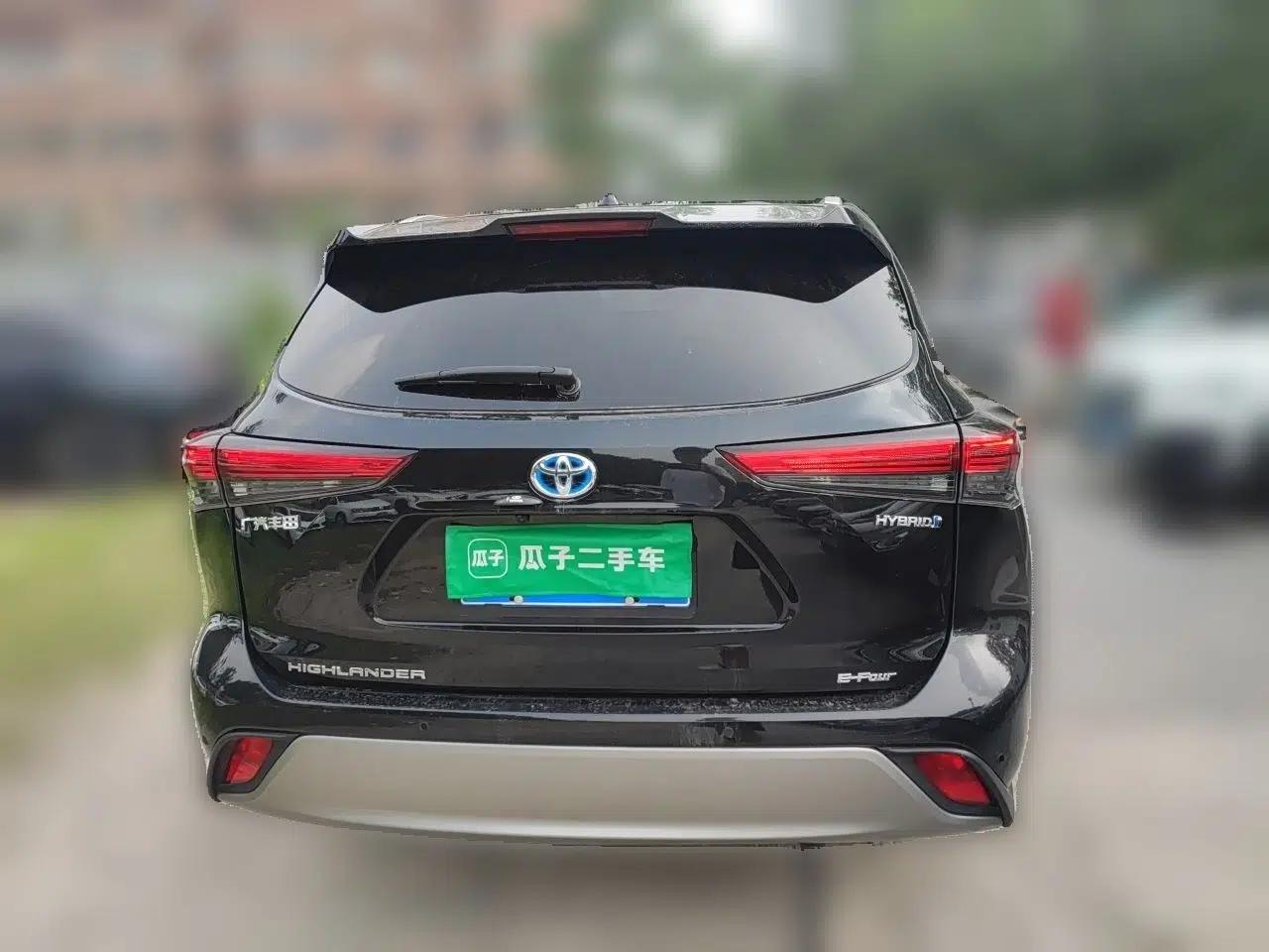 Toyota Highlander 2023 2.5L Smart Electric Hybrid Dual-Engine Four-Wheel Drive Prestige Version – 7 Seats — миниатюра 5