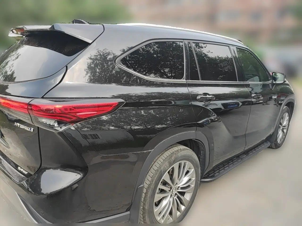 Toyota Highlander 2023 2.5L Smart Electric Hybrid Dual-Engine Four-Wheel Drive Prestige Version – 7 Seats — миниатюра 6