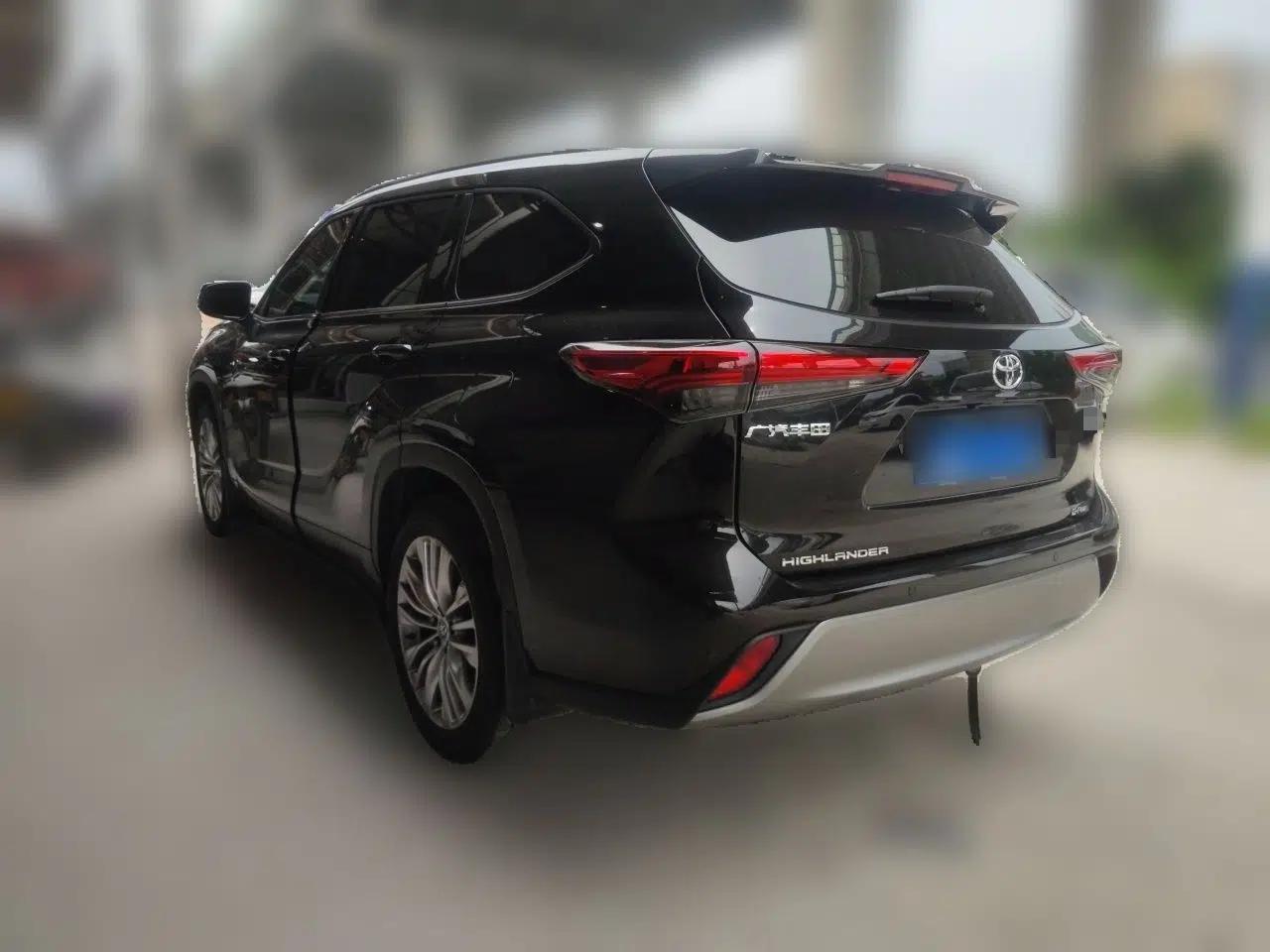 Toyota Highlander 2024 2.5L Smart Electric Hybrid Dual-Engine Four-Wheel Drive Prestige Version – 7 Seats — миниатюра 4