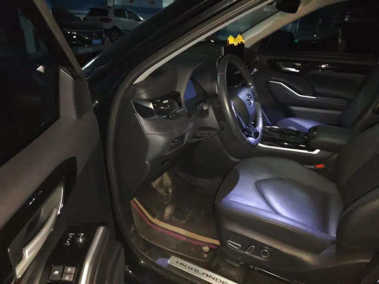 Toyota Highlander 2026 Model 2.5L Intelligent Electric Hybrid Dual-Engine Two-Wheel-Drive Luxury Edition 7-seater — миниатюра 16