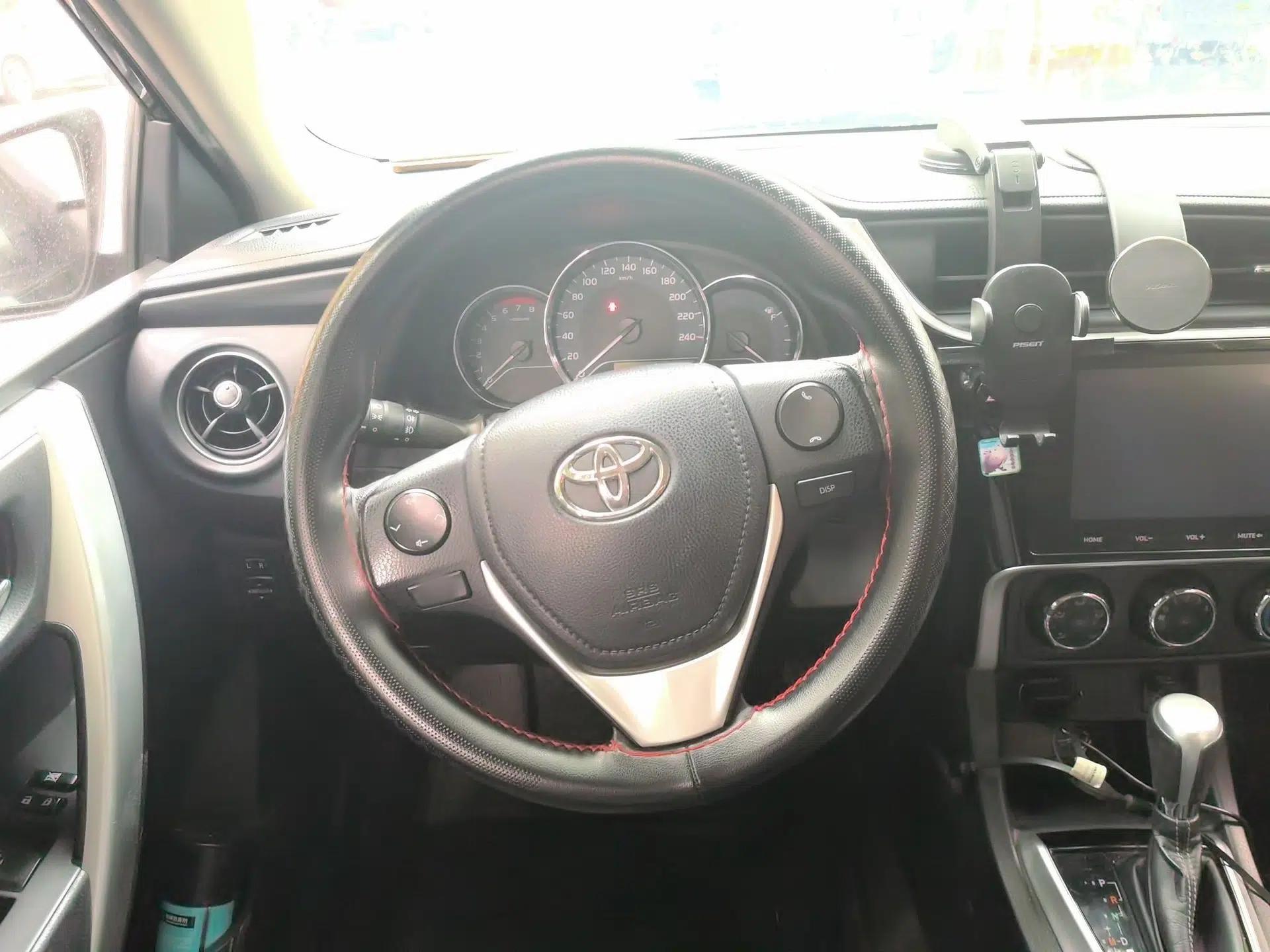 Toyota Levin 2017 Revised 185T CVT Elite Edition China V Standard — миниатюра 10