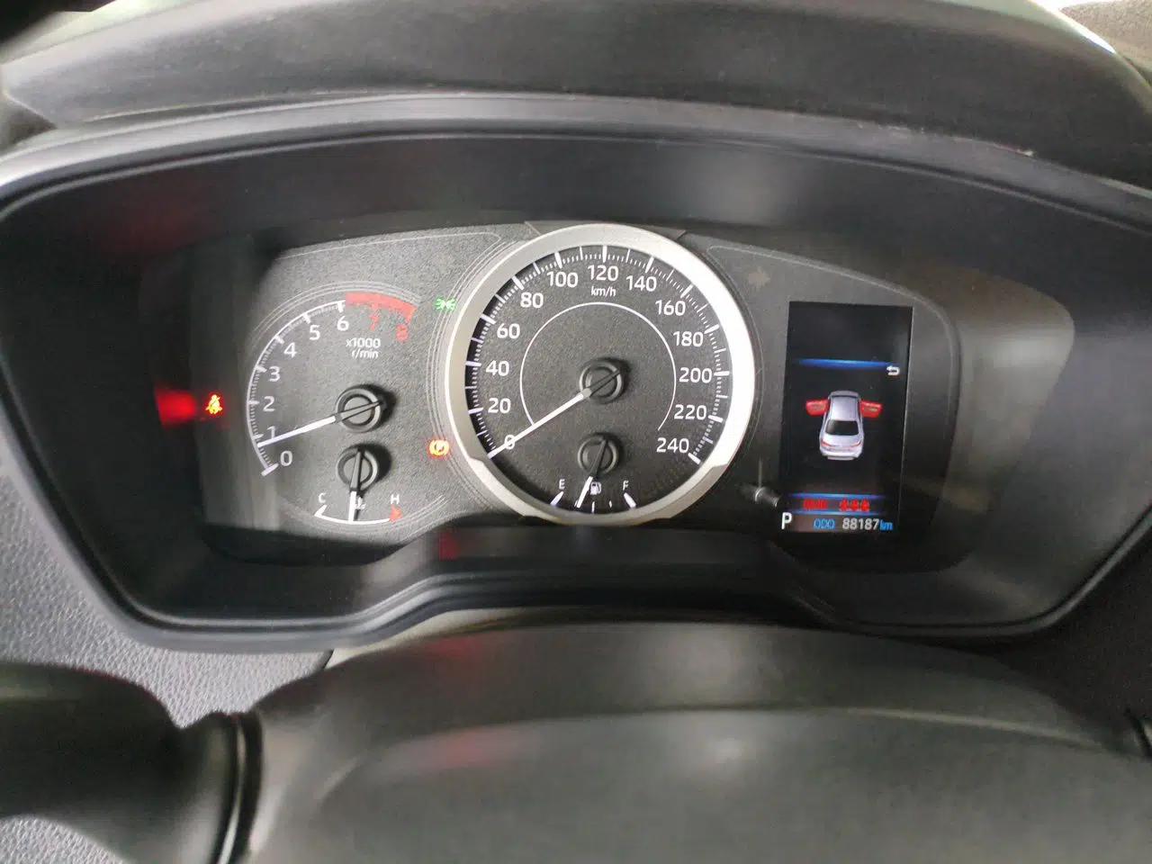 Toyota Levin 2019 185T CVT Luxury Edition China VI Standard — миниатюра 11