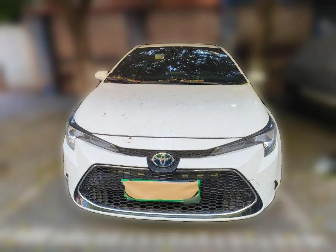 Toyota Levin 2022 Dual-Engine 1.8H E-CVT Luxury Edition — миниатюра 2