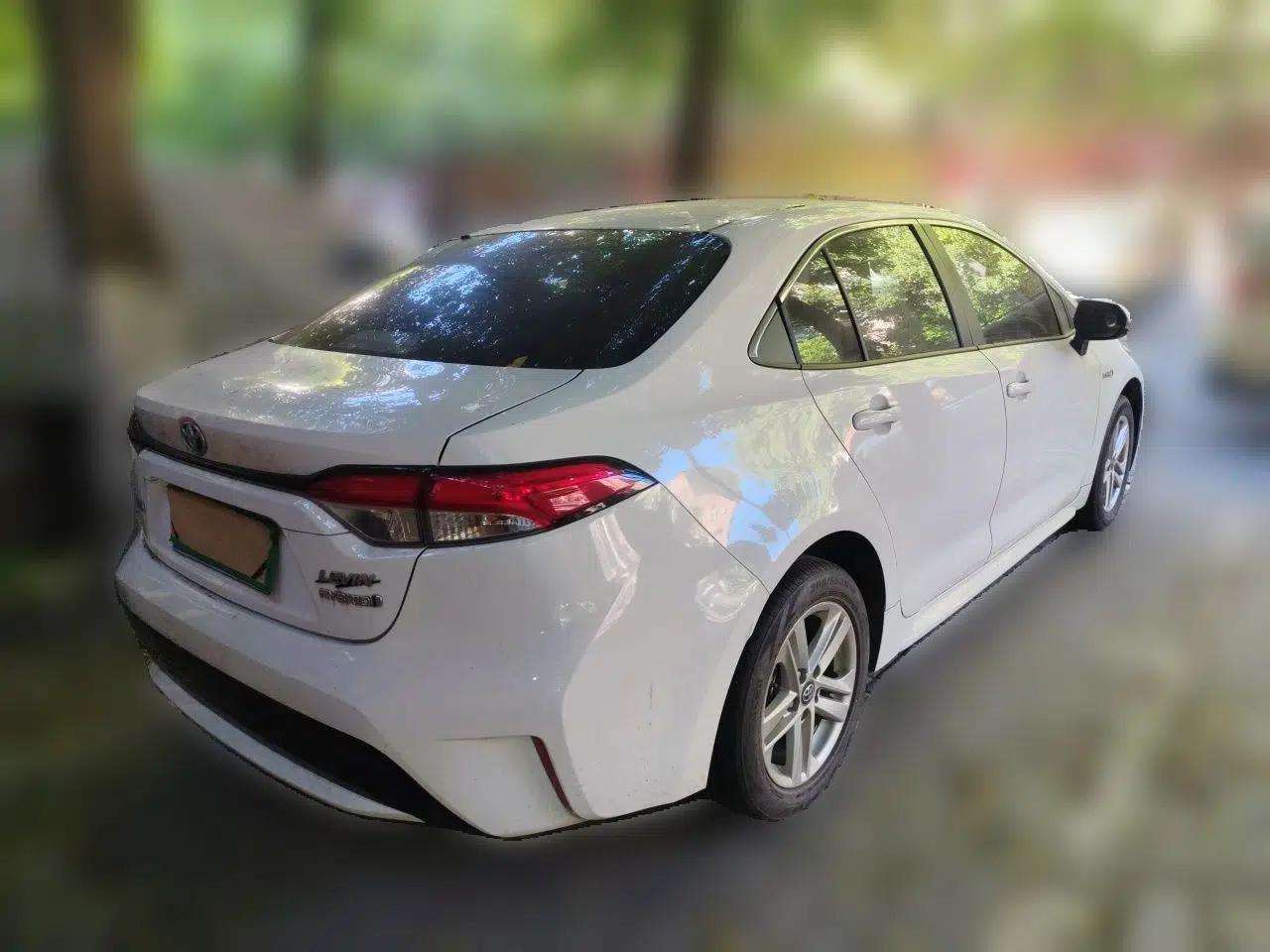 Toyota Levin 2022 Dual-Engine 1.8H E-CVT Luxury Edition — миниатюра 6