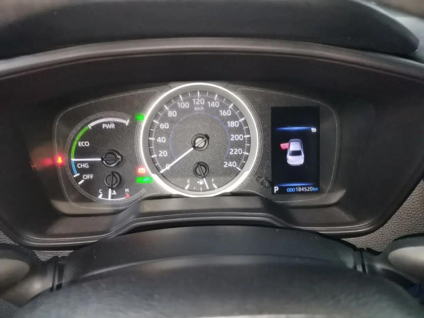 Toyota Levin 2022 Dual-Engine 1.8H E-CVT Luxury Edition — миниатюра 14