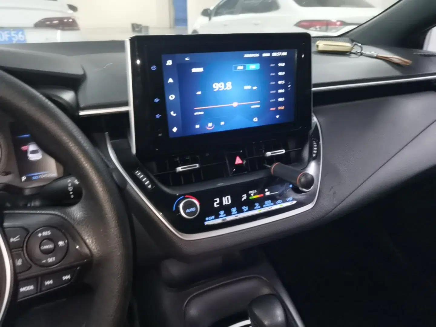 Toyota Levin 2022 Dual-Engine 1.8H E-CVT Luxury Edition — миниатюра 15