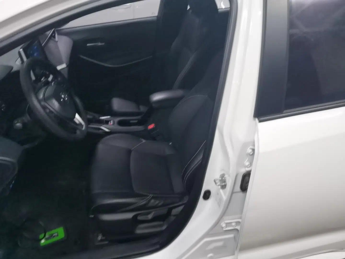 Toyota Levin 2022 Dual-Engine 1.8H E-CVT Luxury Edition — миниатюра 17