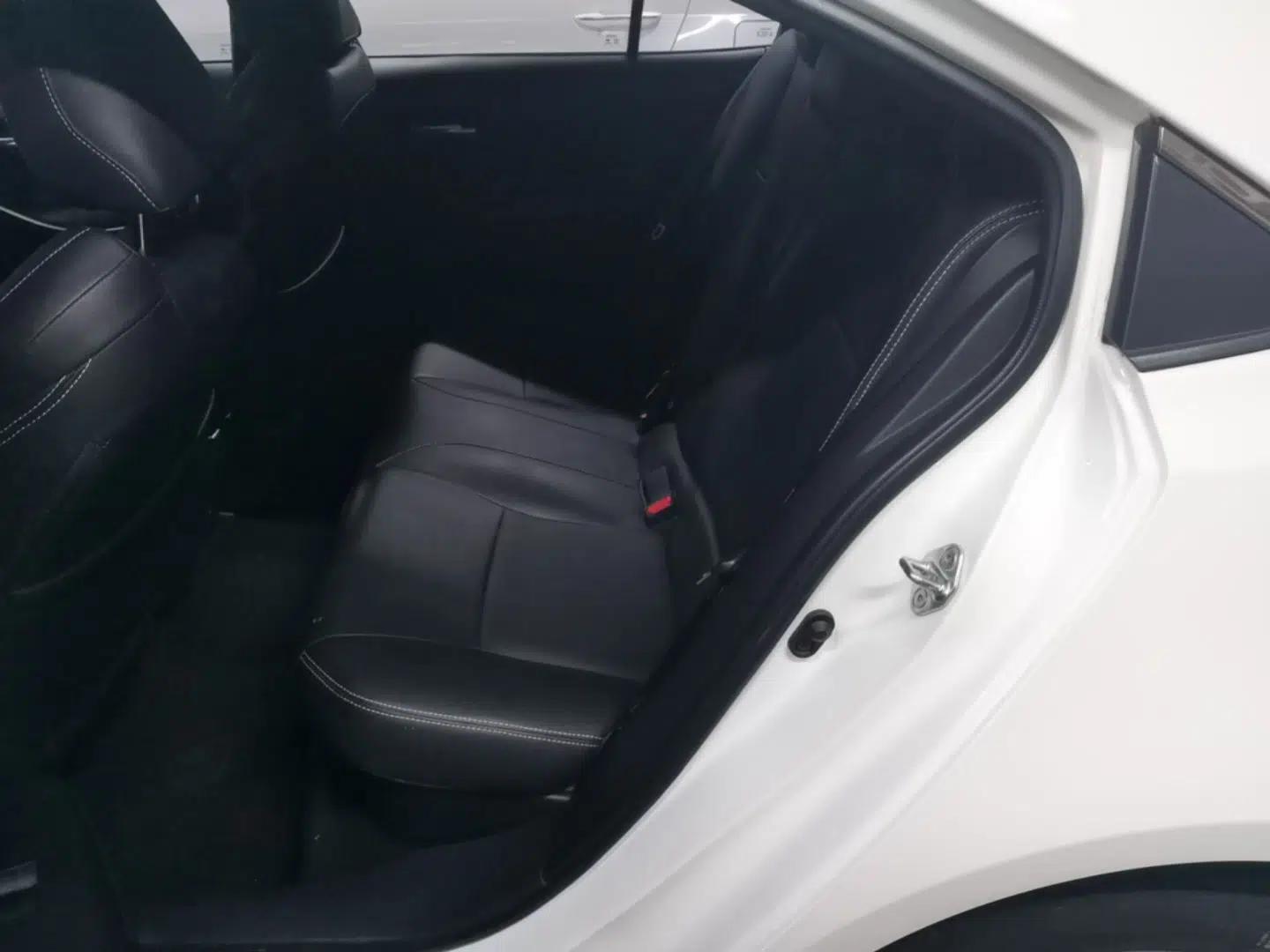 Toyota Levin 2022 Dual-Engine 1.8H E-CVT Luxury Edition — миниатюра 20