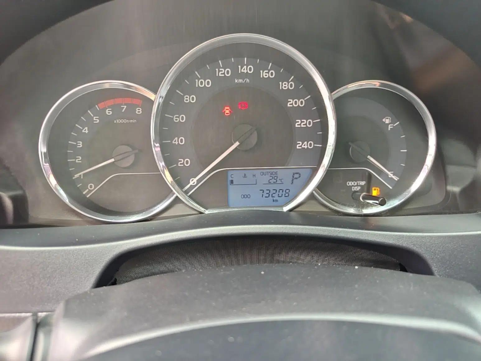 Toyota Levin 2017 Revised 185T CVT Elite Edition China V Standard — миниатюра 14