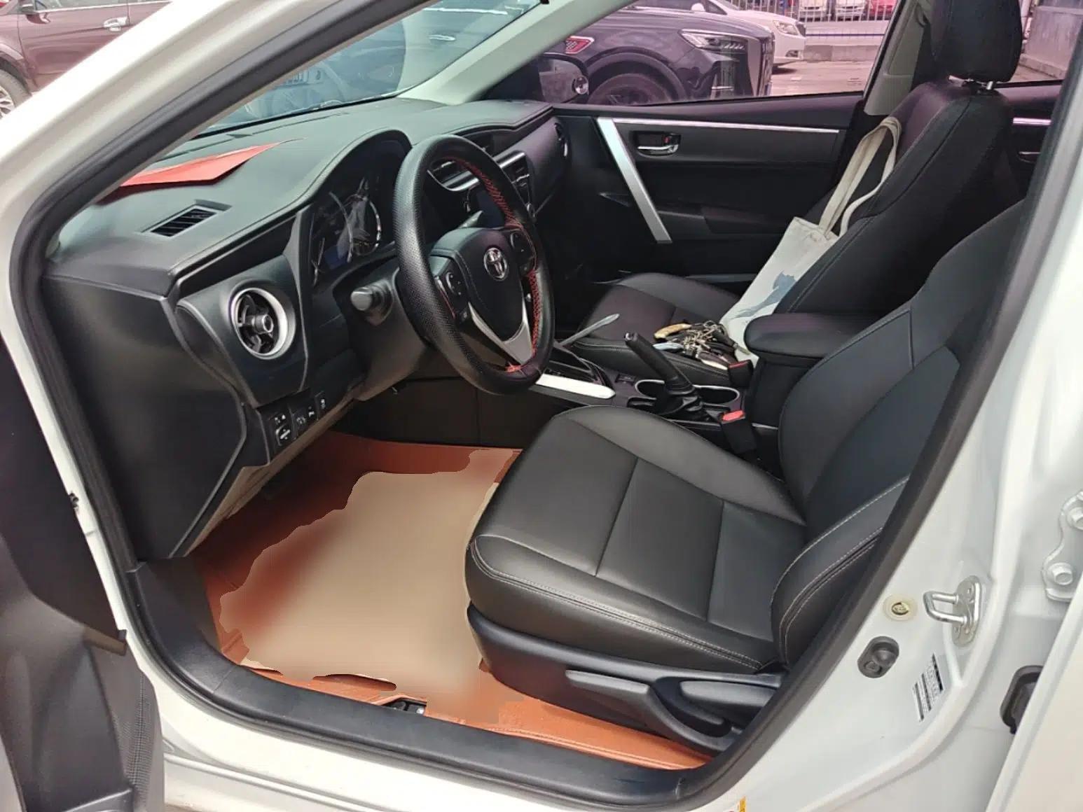 Toyota Levin 2017 Revised 185T CVT Elite Edition China V Standard — миниатюра 17