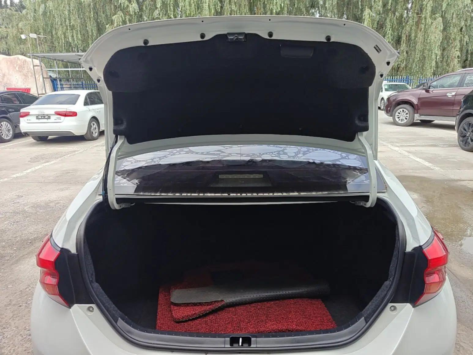 Toyota Levin 2017 Revised 185T CVT Elite Edition China V Standard — миниатюра 22