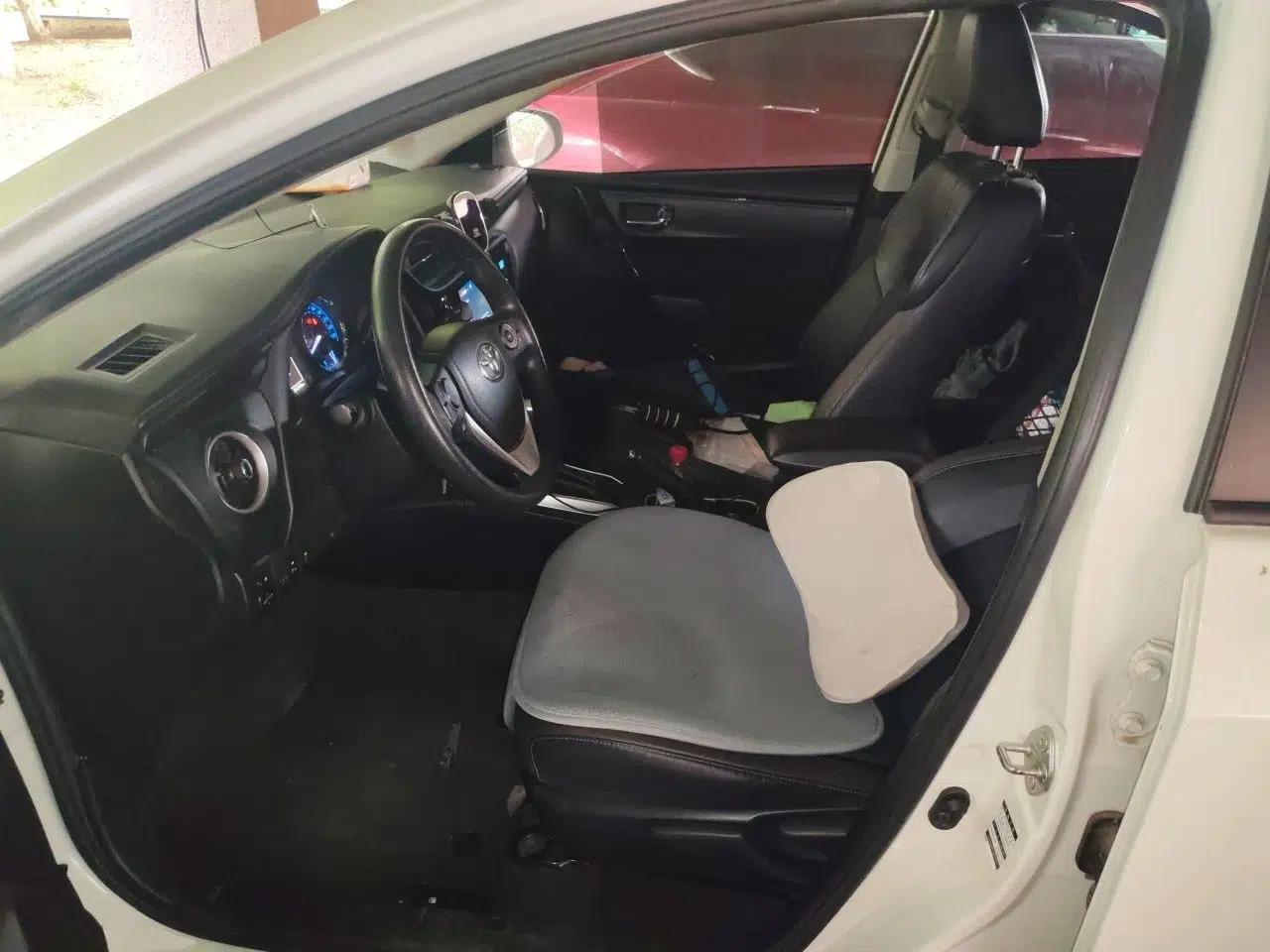 Toyota Levin 2018 185T CVT Luxury Edition China V Standard — миниатюра 15