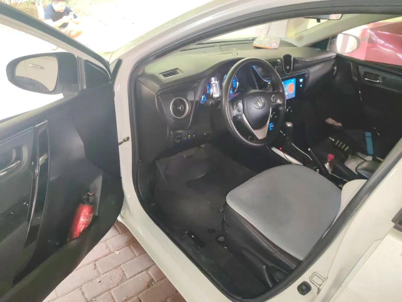 Toyota Levin 2018 185T CVT Luxury Edition China V Standard — миниатюра 16