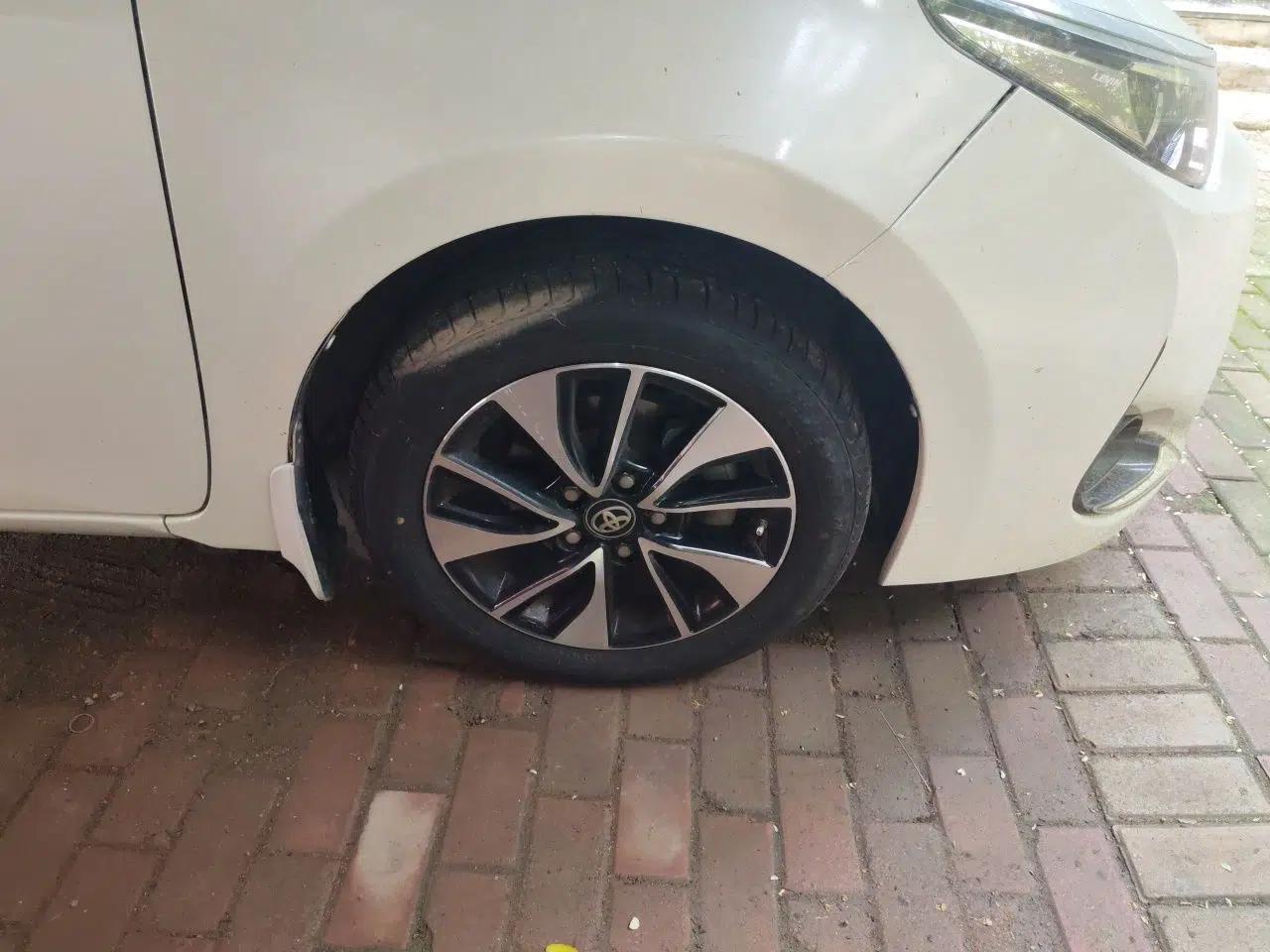 Toyota Levin 2018 185T CVT Luxury Edition China V Standard — миниатюра 8