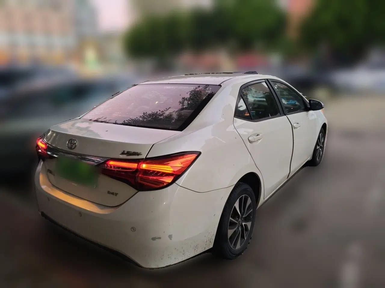 Toyota Levin 2017 Revised 185T CVT Leading Edition China V Standard — миниатюра 6