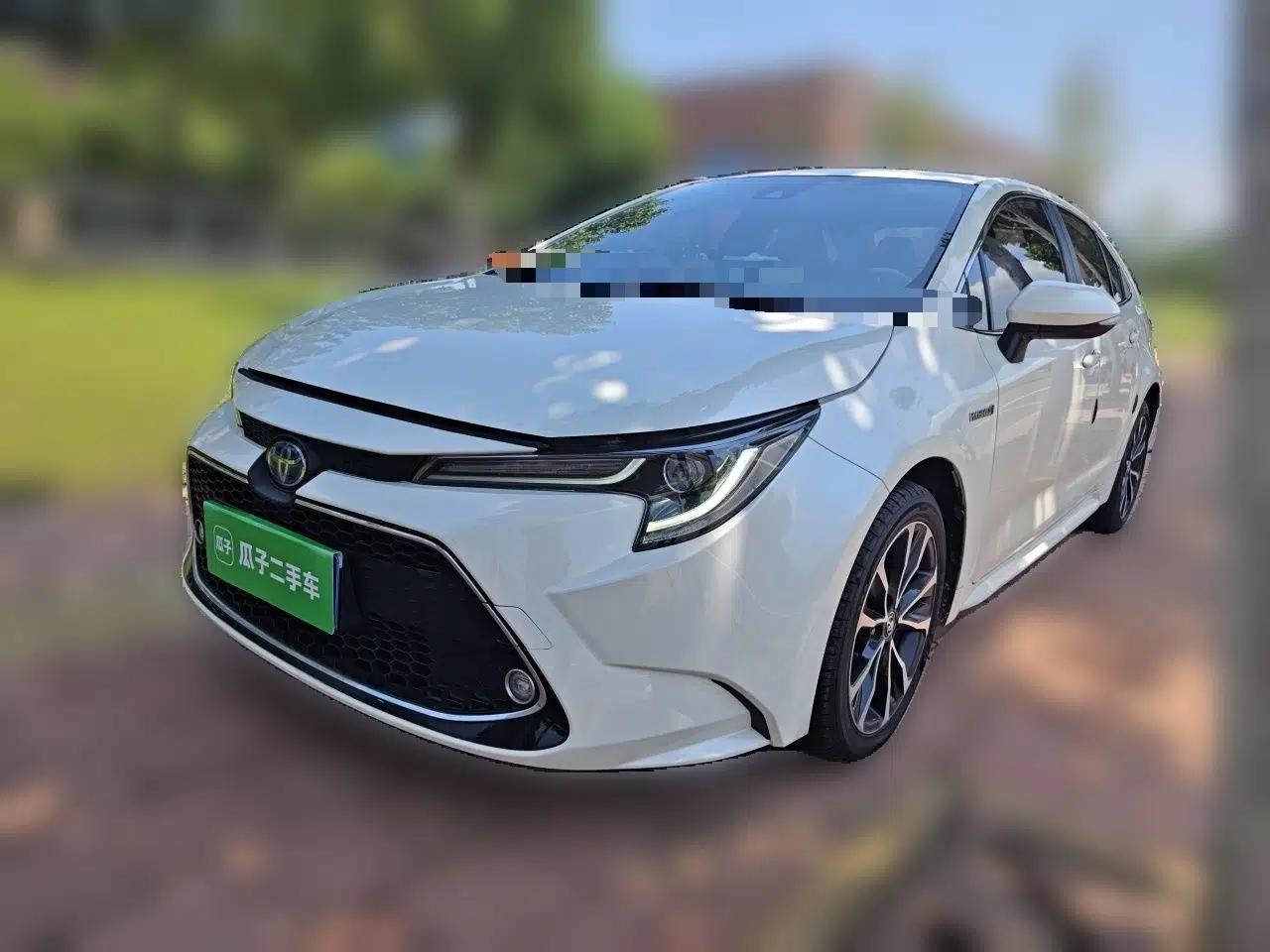 Toyota Levin 2019 Dual-Engine 1.8H E-CVT Sport Edition China VI Standard — миниатюра 1
