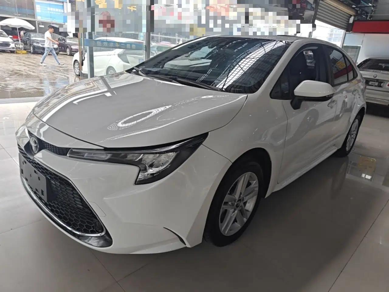 Toyota Levin 2022 185T CVT Luxury Edition — миниатюра 1