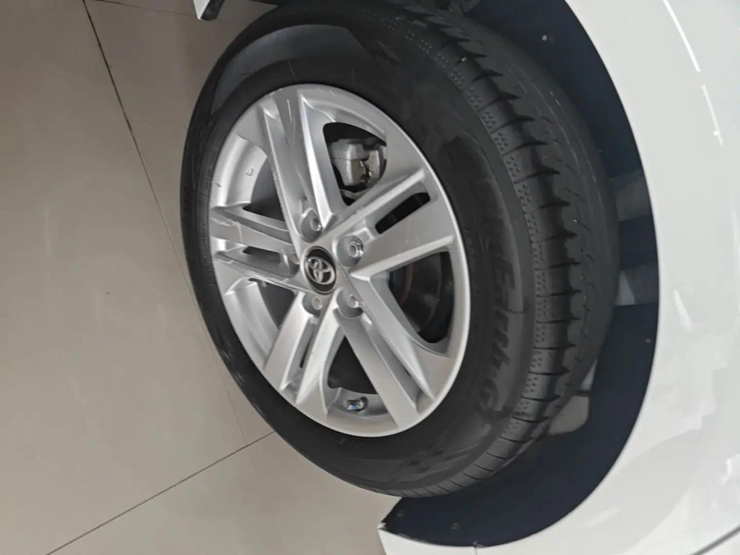 Toyota Levin 2022 185T CVT Luxury Edition — миниатюра 11