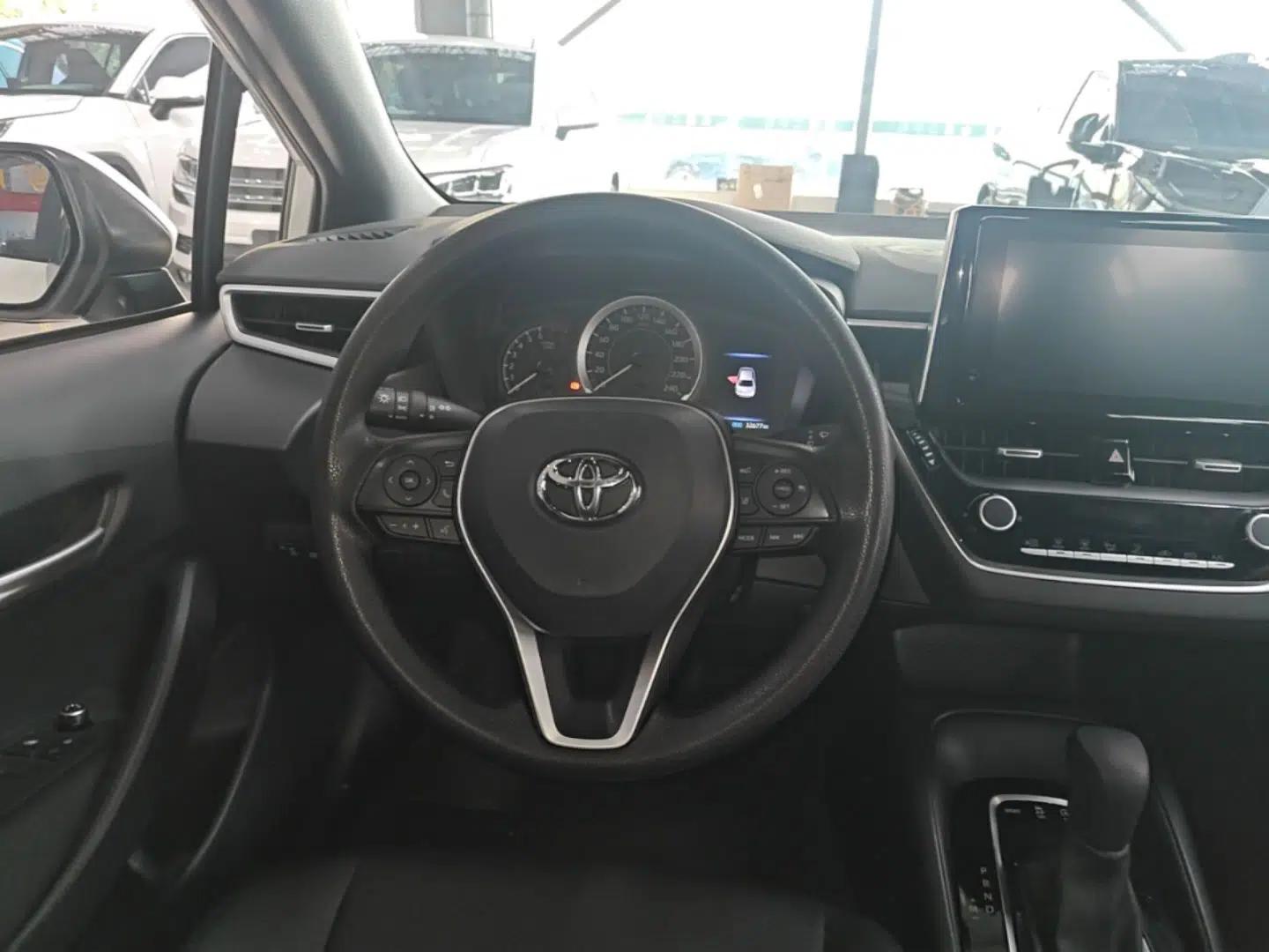 Toyota Levin 2022 185T CVT Luxury Edition — миниатюра 13