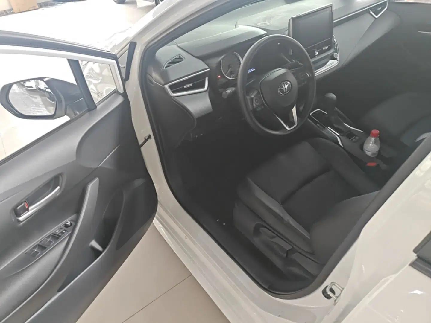 Toyota Levin 2022 185T CVT Luxury Edition — миниатюра 18