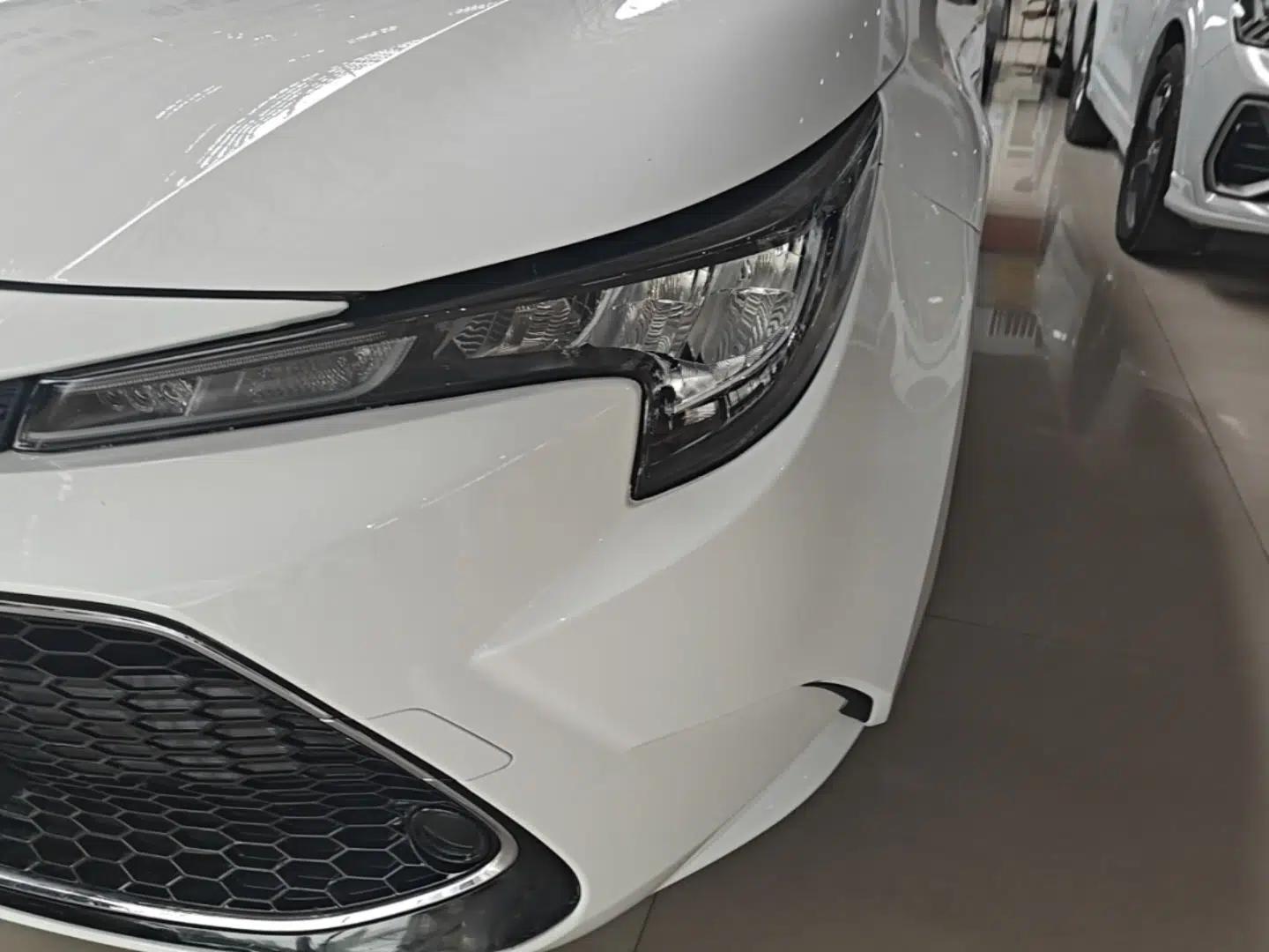 Toyota Levin 2022 185T CVT Luxury Edition — миниатюра 8