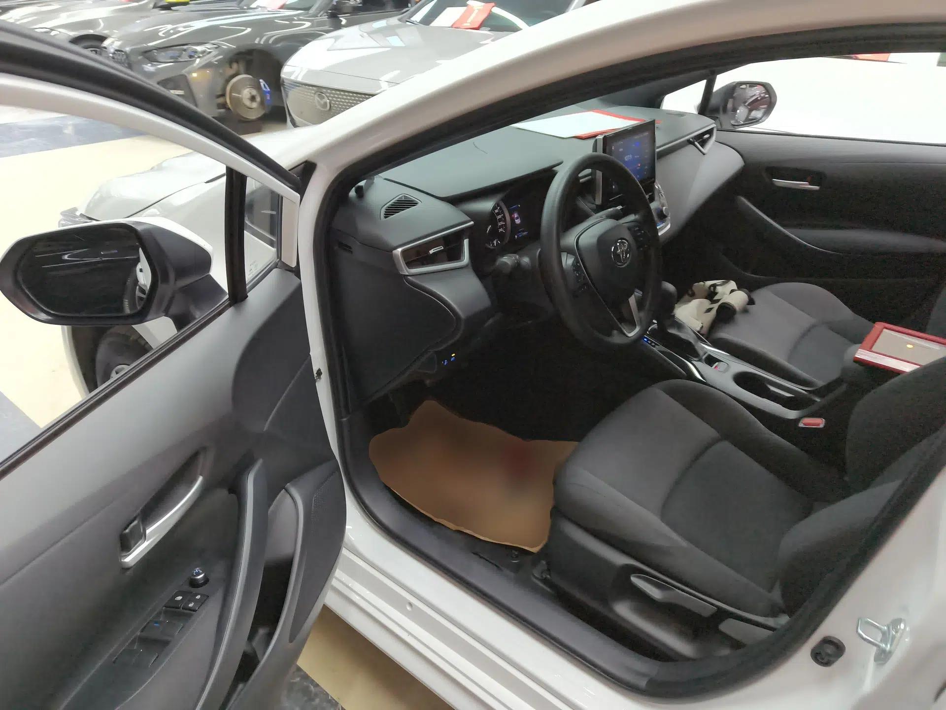 Toyota Levin 2023 185T CVT Luxury Edition — миниатюра 22