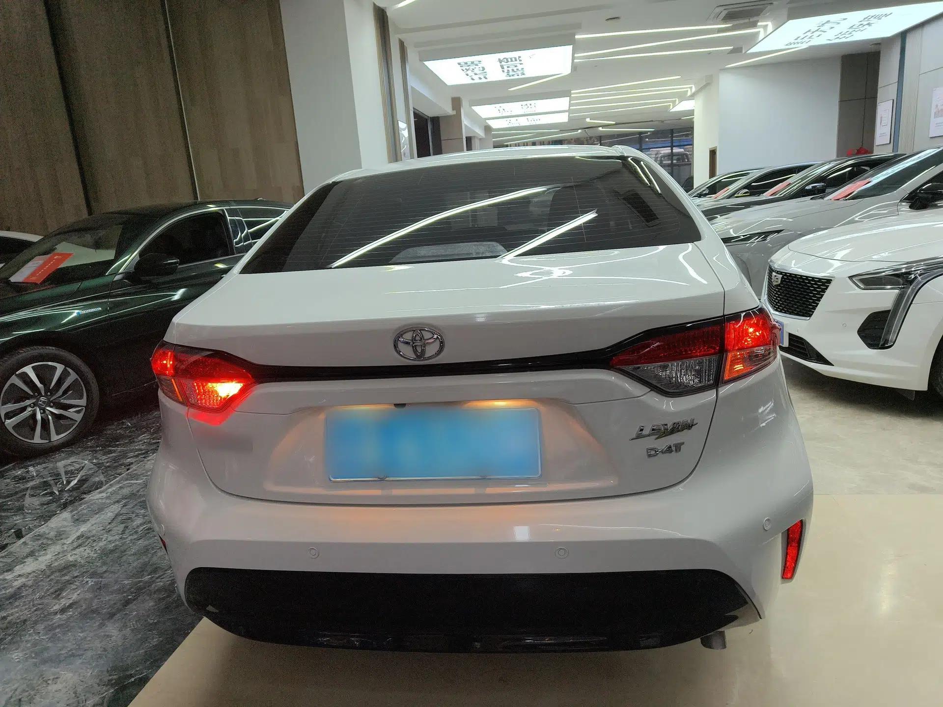 Toyota Levin 2023 185T CVT Luxury Edition — миниатюра 7