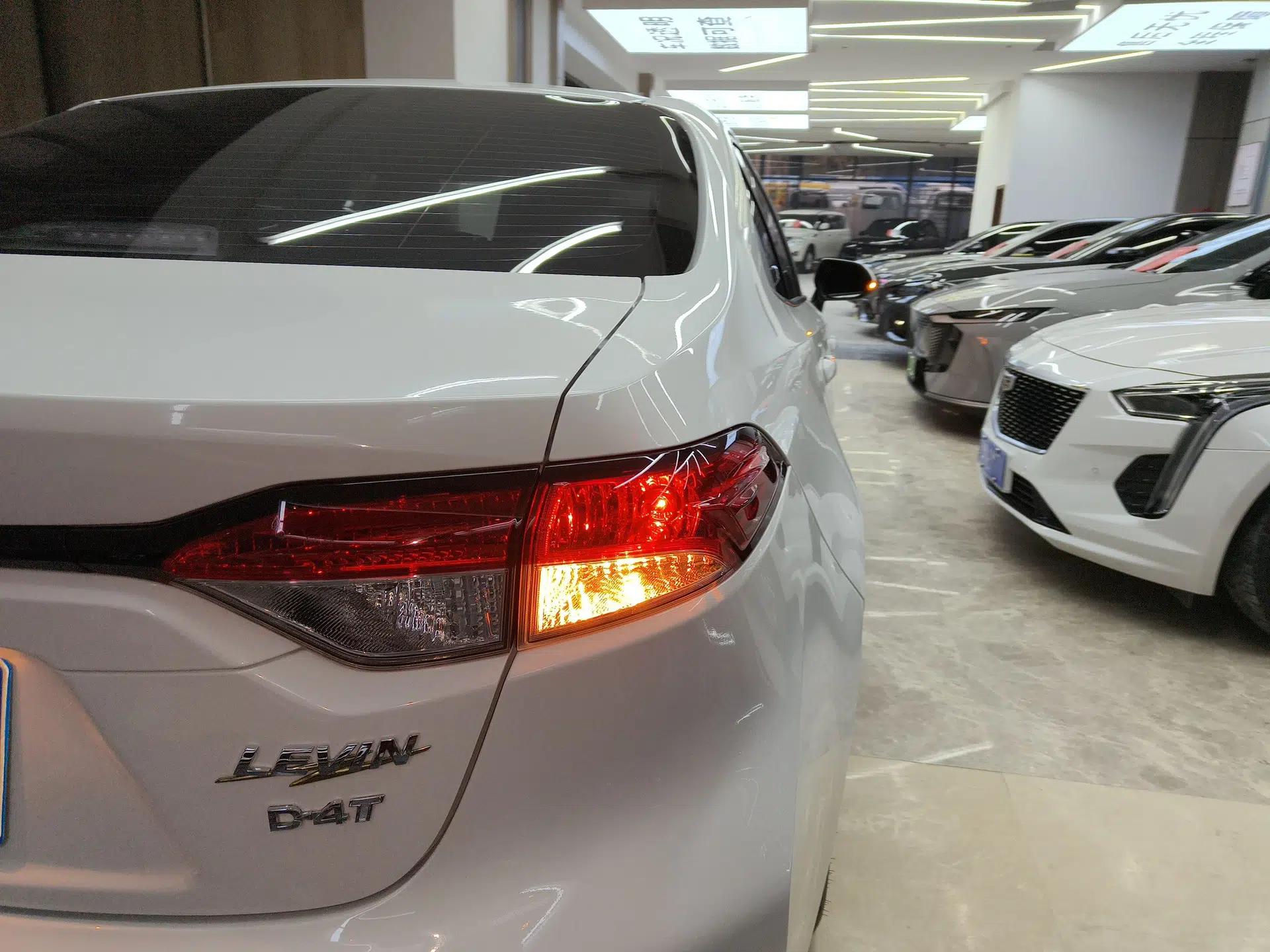 Toyota Levin 2023 185T CVT Luxury Edition — миниатюра 9