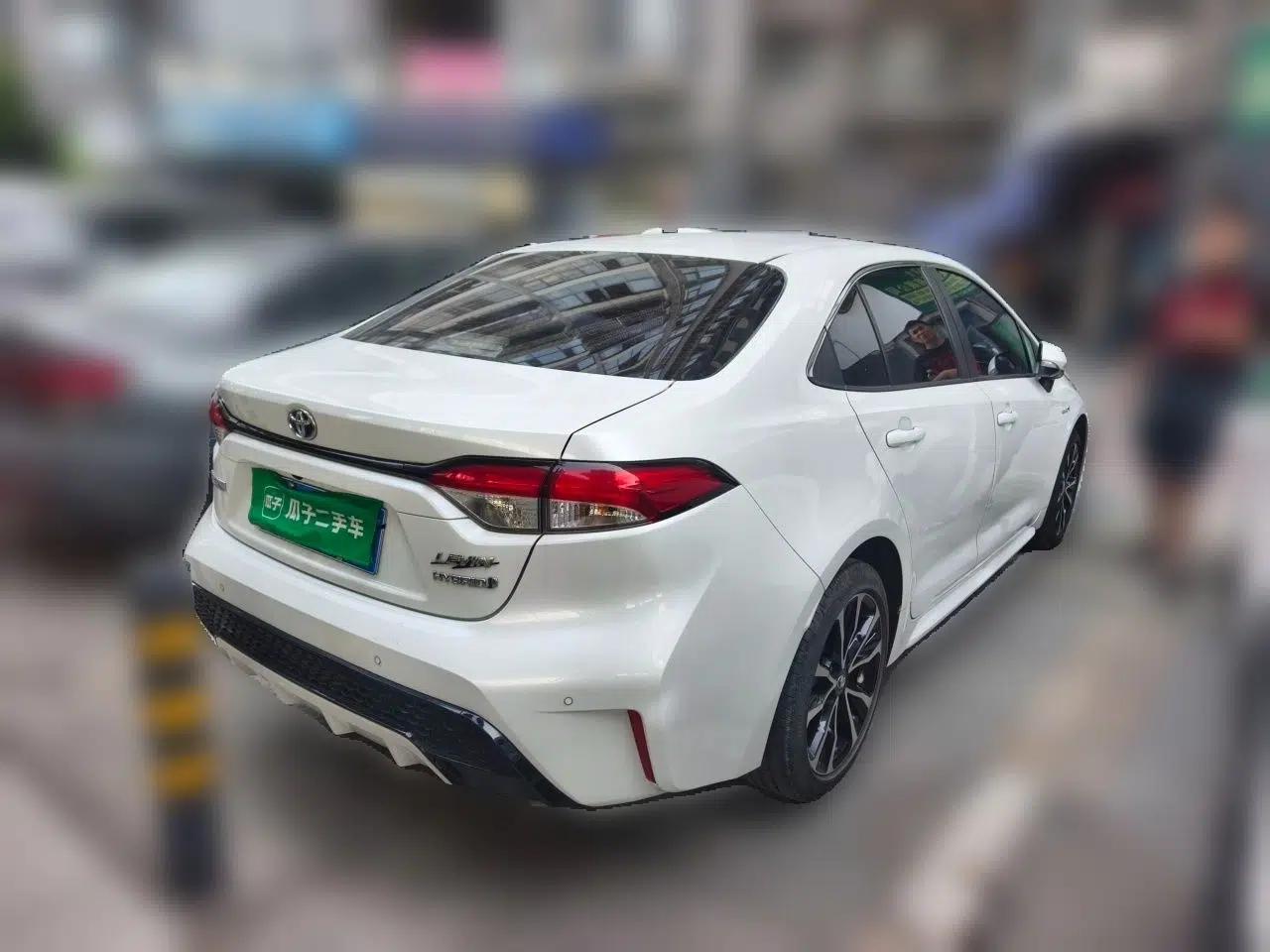 Toyota Levin 2022 Dual-Motor 1.8H E-CVT Sport Edition — миниатюра 4