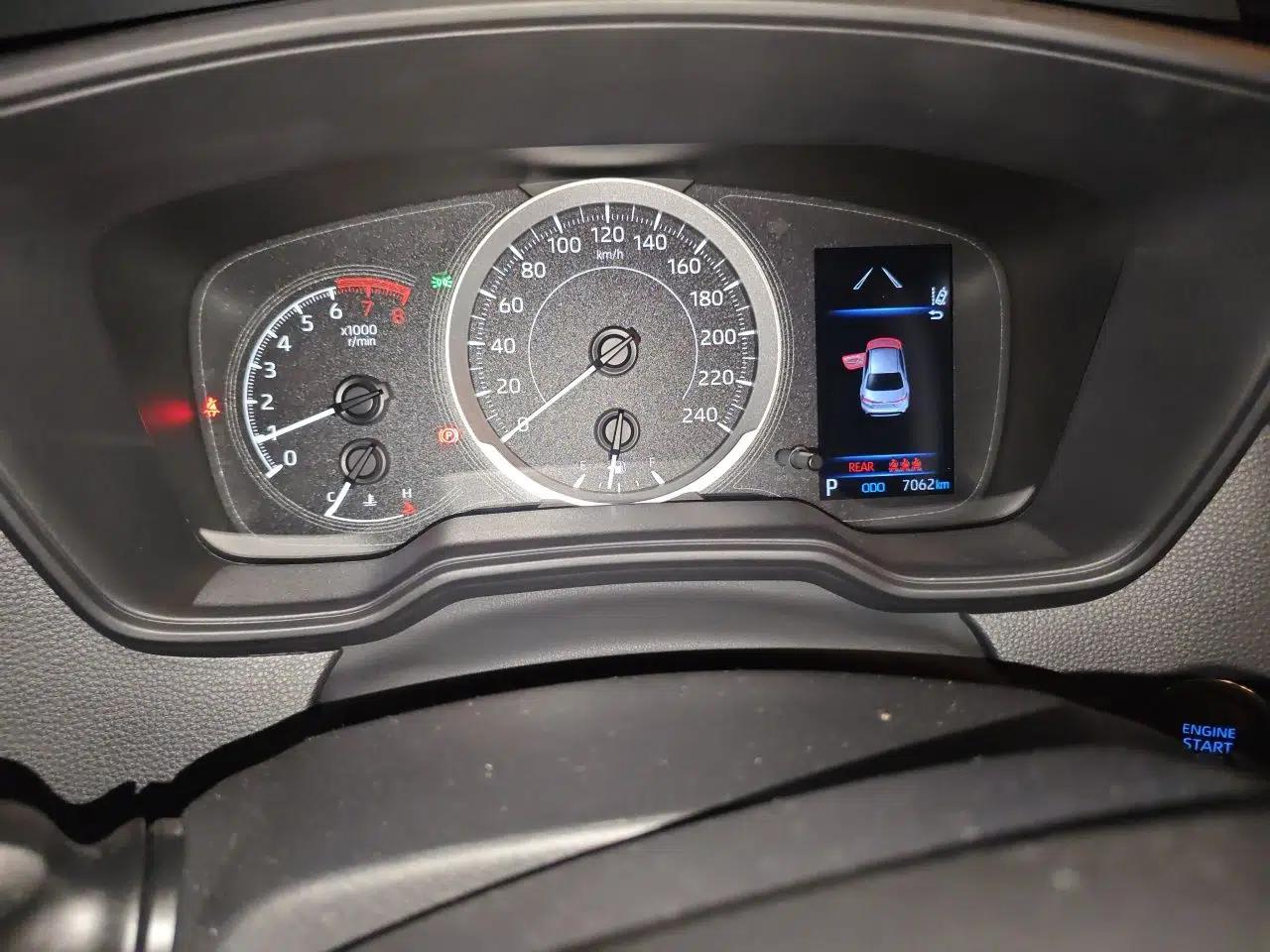 Toyota Levin 2021 185T CVT Sport Edition — миниатюра 12