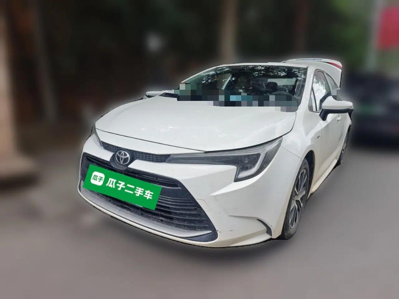 Toyota Levin 2024 Smart Electric Hybrid Dual-Engine 1.8L Luxury Edition — миниатюра 1