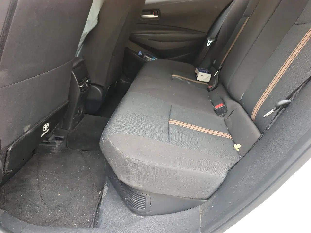 Toyota Levin 2024 Smart Electric Hybrid Dual-Engine 1.8L Luxury Edition — миниатюра 17