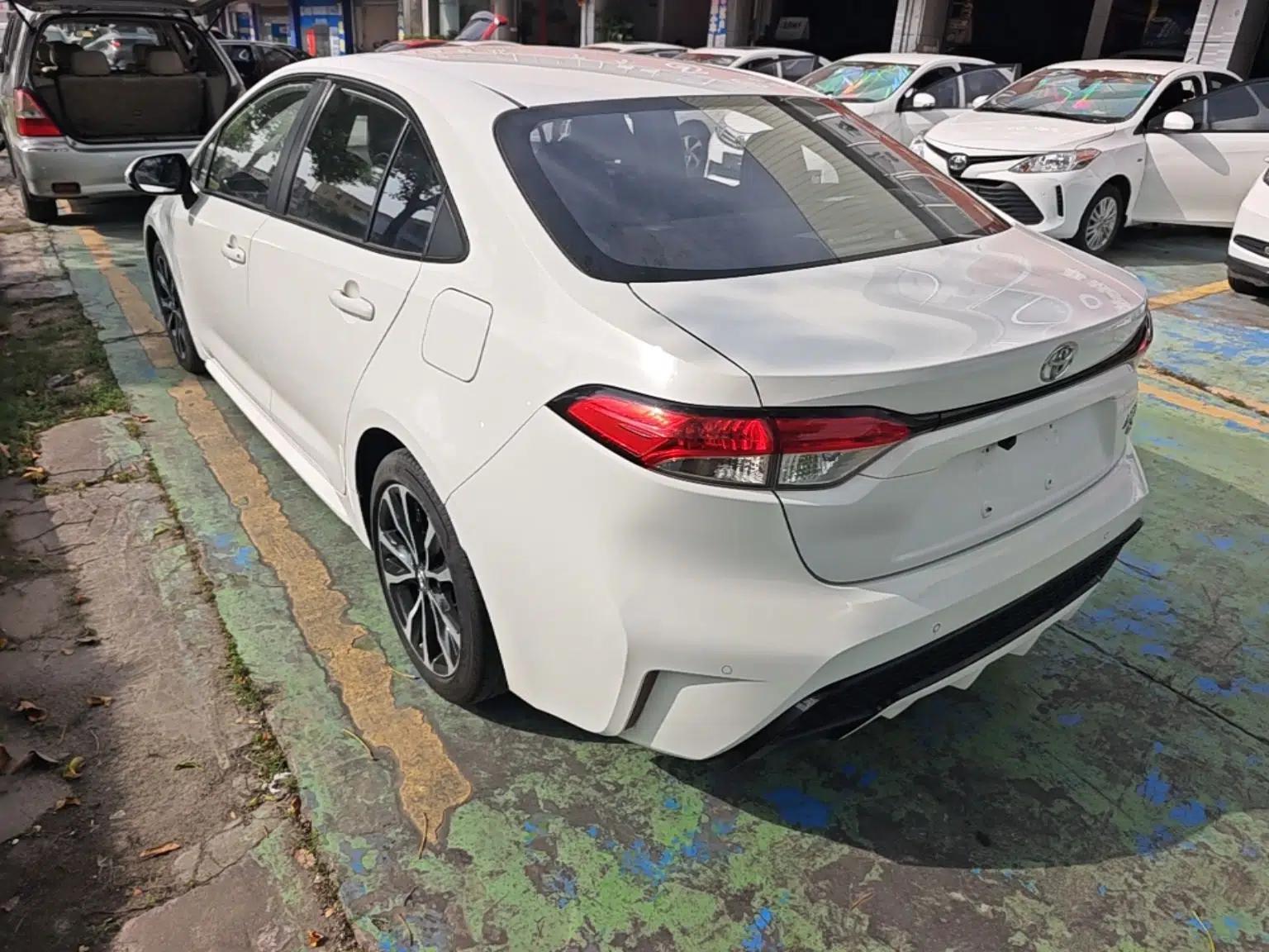 Toyota Levin 2022 185T CVT Sport Edition — миниатюра 8