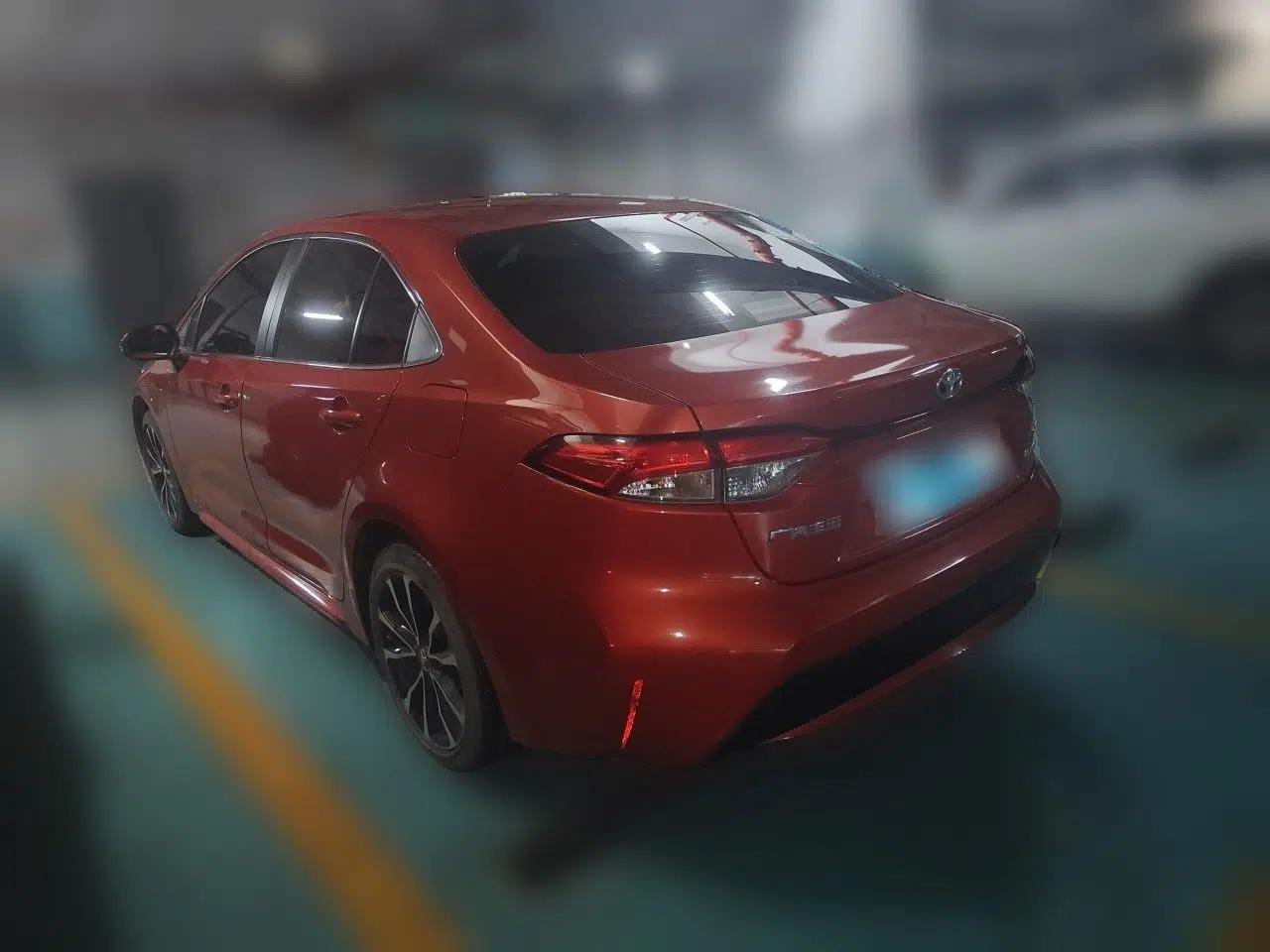 Toyota Levin 2019 Dual-Engine 1.8H E-CVT Sport Edition China VI Standard — миниатюра 4