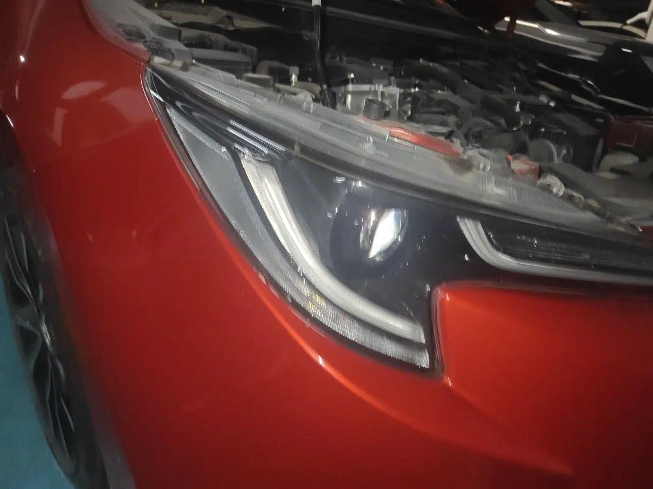 Toyota Levin 2019 Dual-Engine 1.8H E-CVT Sport Edition China VI Standard — миниатюра 7