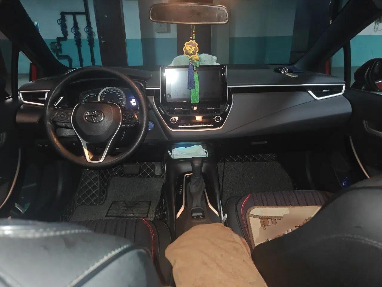 Toyota Levin 2019 Dual-Engine 1.8H E-CVT Sport Edition China VI Standard — миниатюра 9